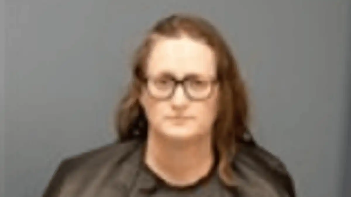 Stephanie Silvera wanted in Panama City for Dealing Cocaine and Murder