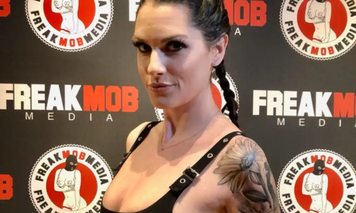 Aria Khaide Releases New Blowjob Scene with FreakMob