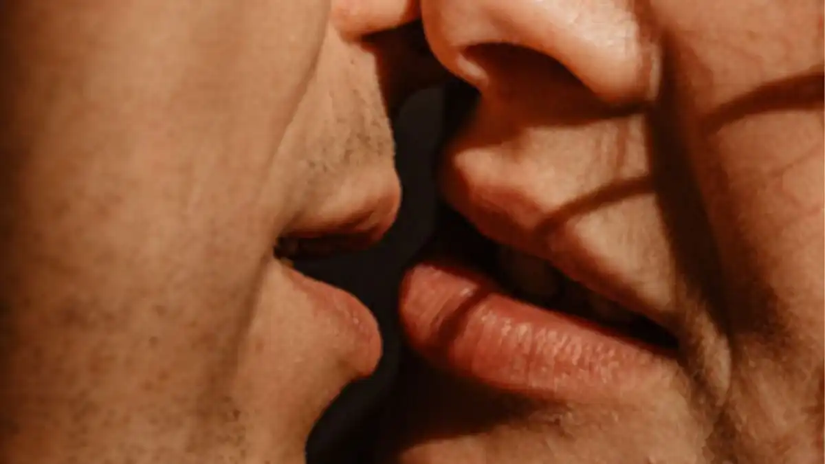Amorelie Survey Reveals French & Belgian Sexual Practices