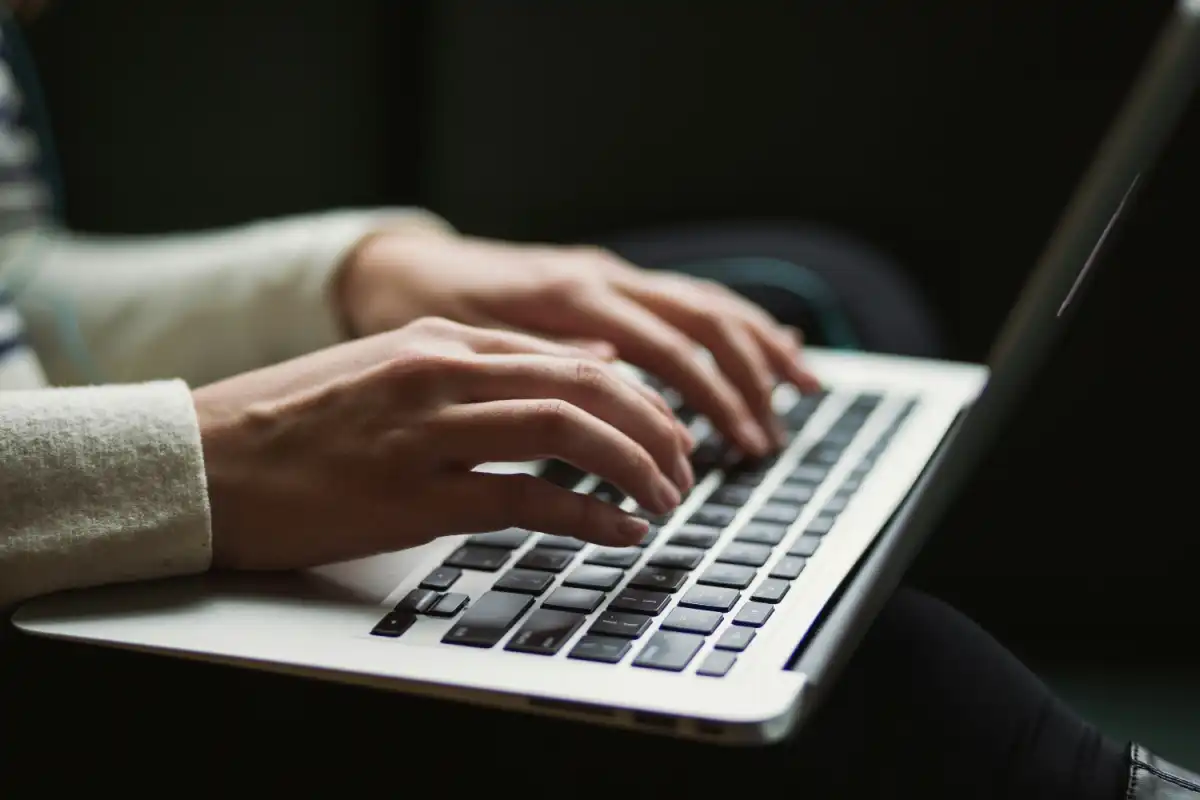 France Passes Law Regulating Online Adult Content, Age Verification