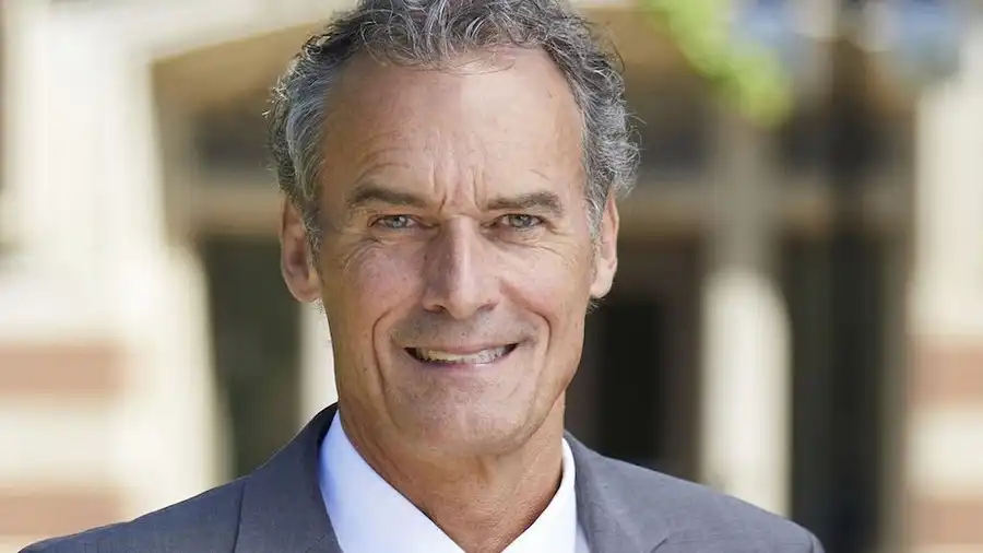 UW Lawyers Acknowledge Pressure to Remove Professor Joe Gow