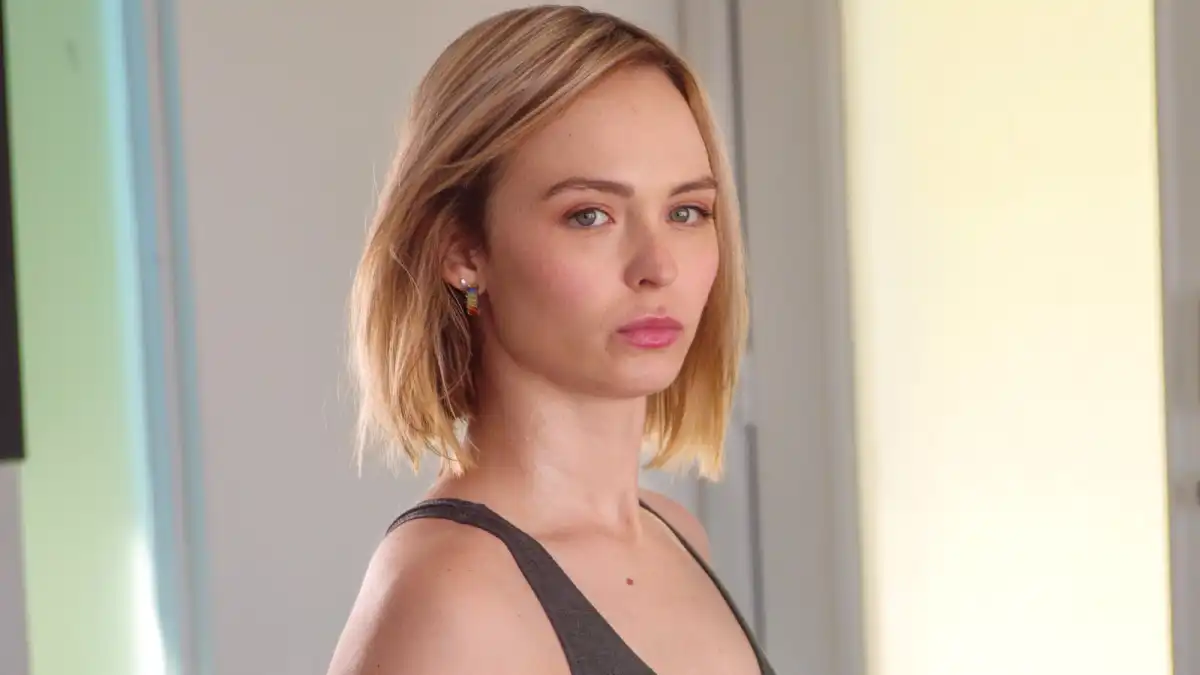 Lilly Bell Embraces Tomboy Role in New Adult Time Scene