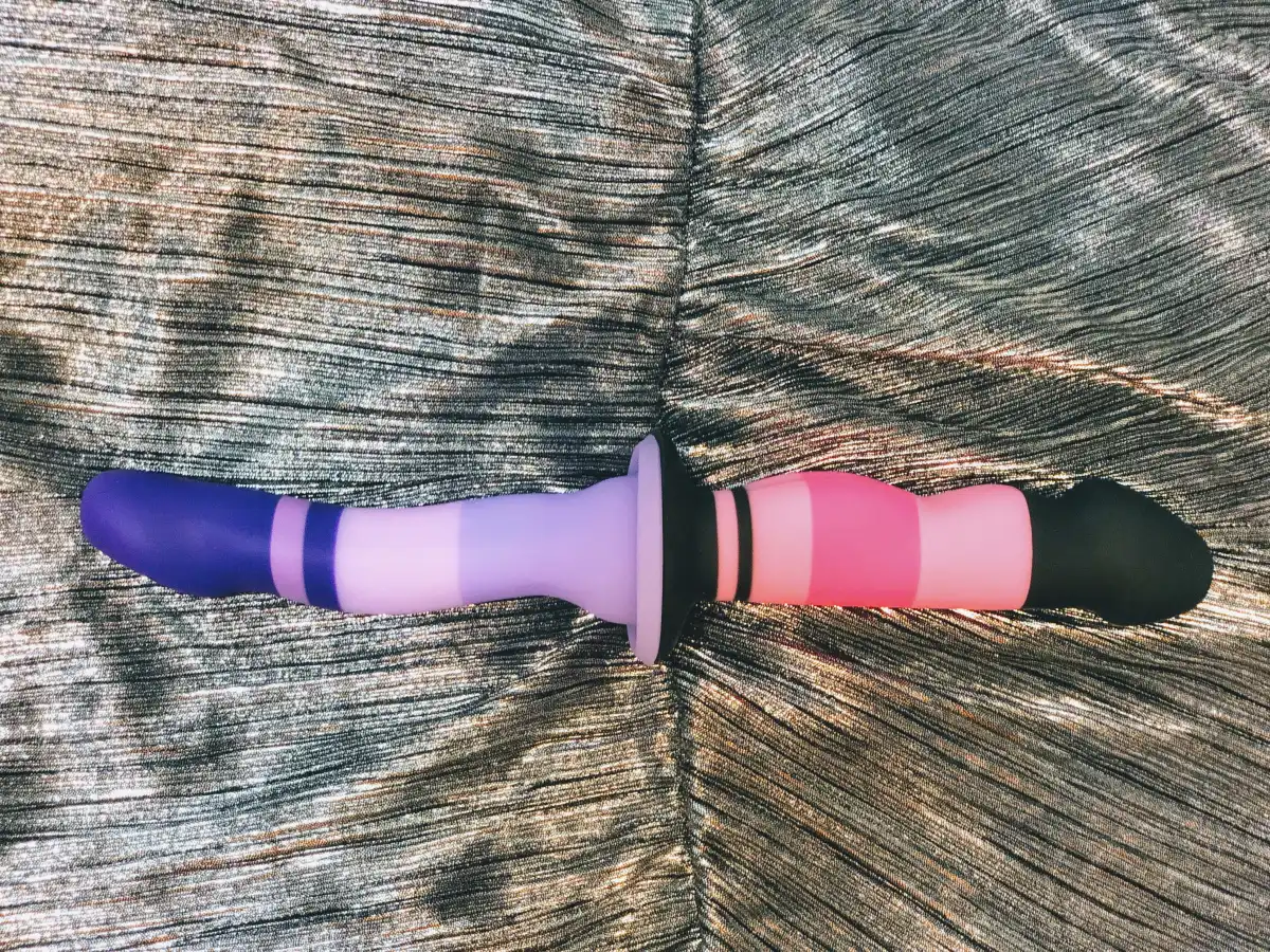 Blush Expands Avant Collection with Sunburst and Tropical Dildos