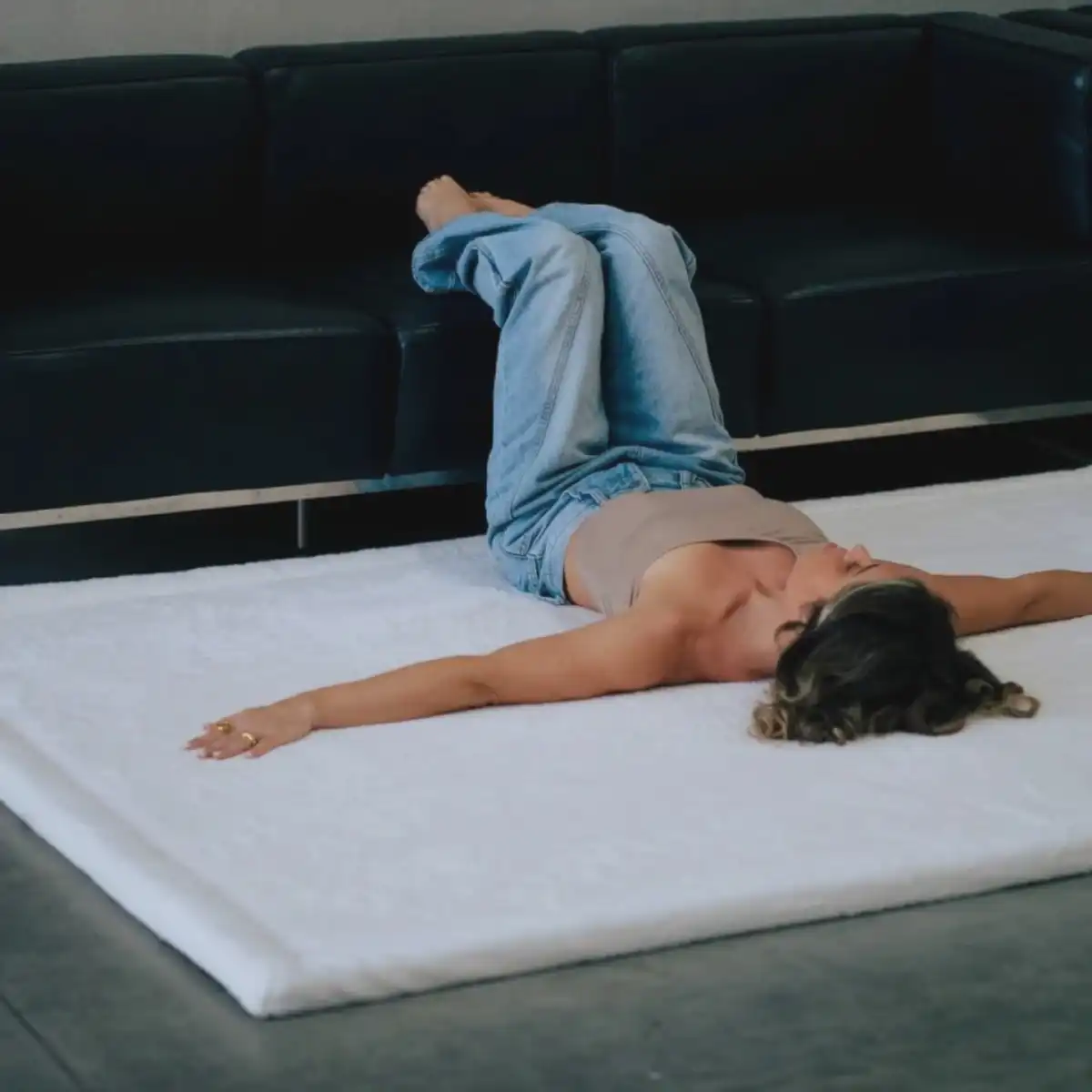 SexBlanket Launches Plush Faux Fur Waterproof Blanket