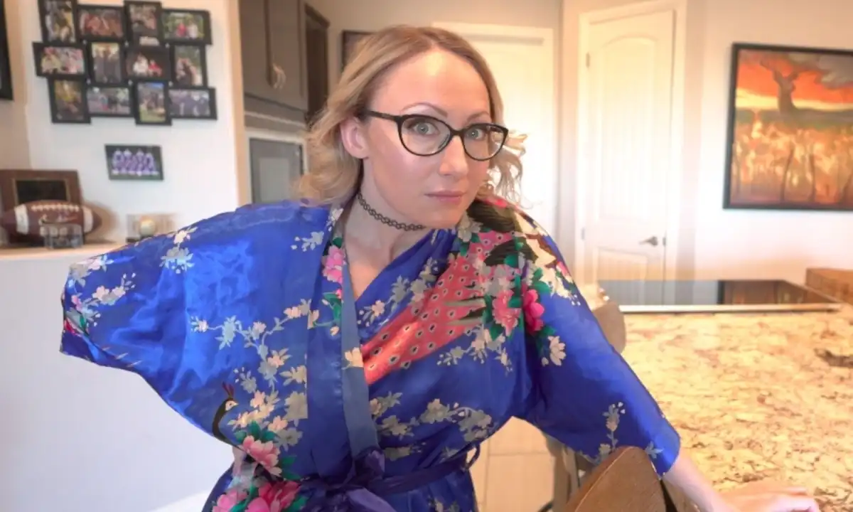 Crystal Clark Releases New Clip with Kyle Balls