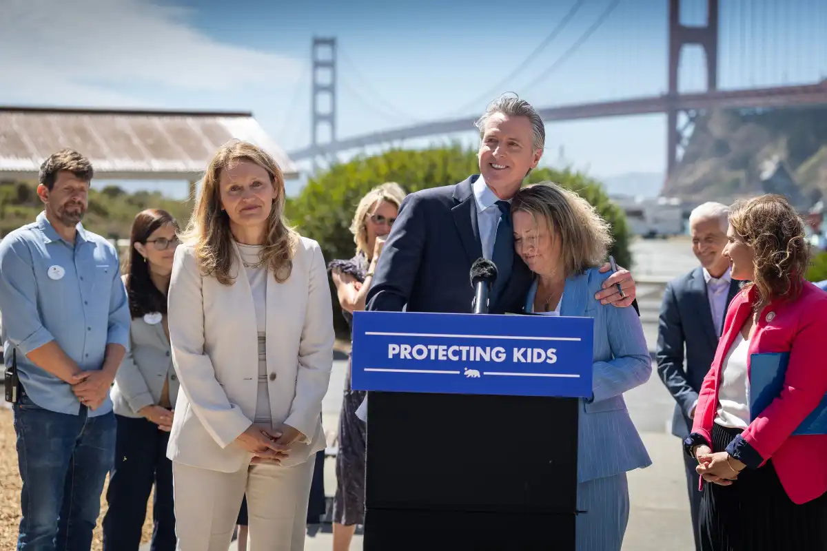 Newsom Signs 13 Online Safety Bills, Targets AI CSAM