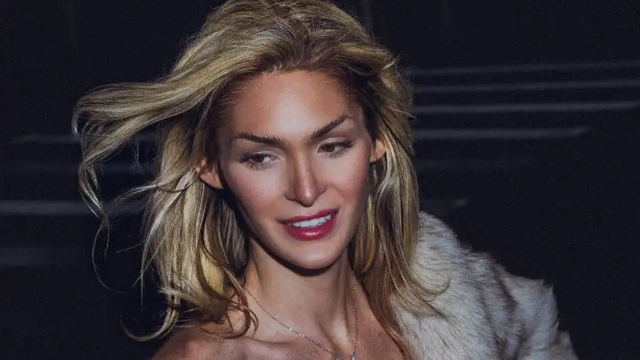 Tori Easton Shares Transgender Journey on "The Dildo Whisperer"