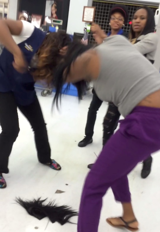 USA! USA! SHOCKING VIDEO: Fights, Tits, Asses and Ghetto People!